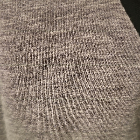 Cat & Jack Gray and Black Long Sleeve Tees - Picture 7 of 8